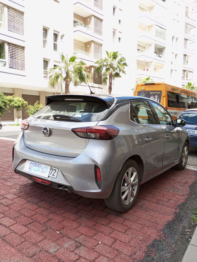 Car image 5