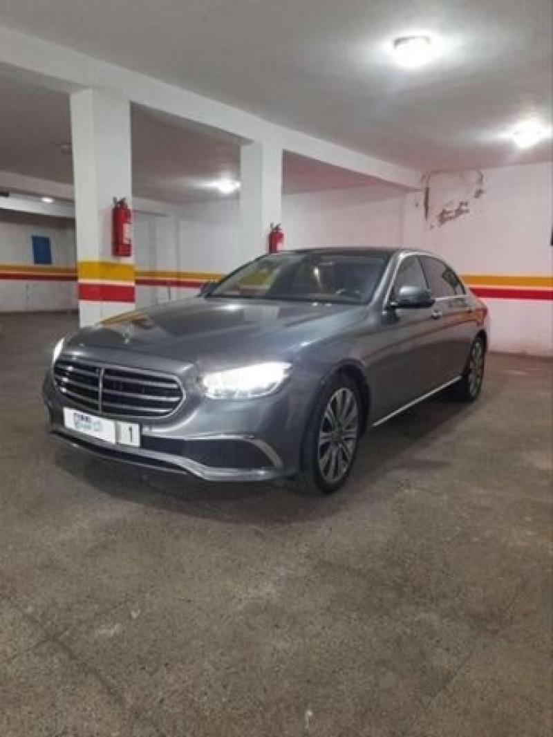 MERCEDES 220