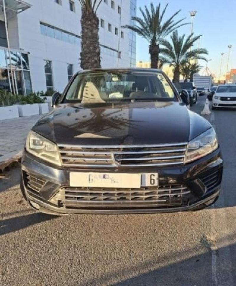 VOLKSWAGEN TOUAREG