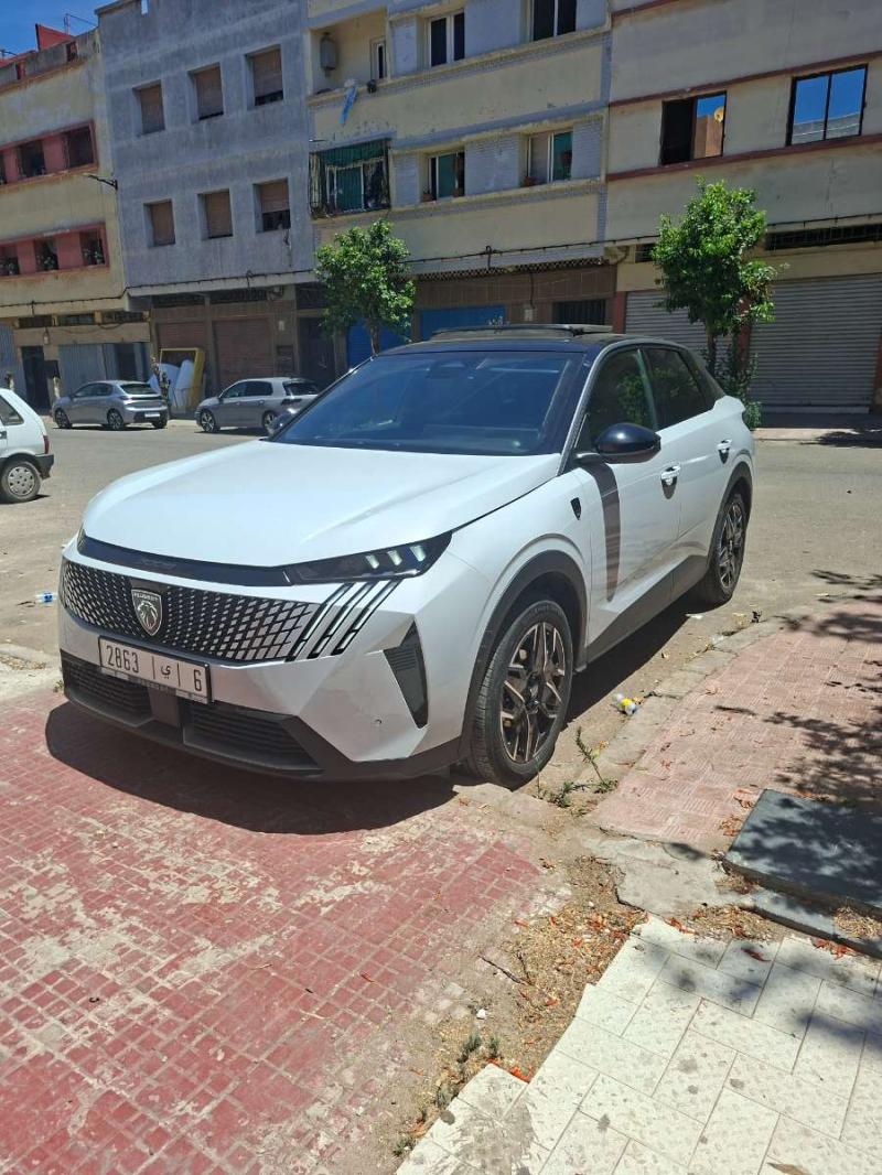 PEUGEOT