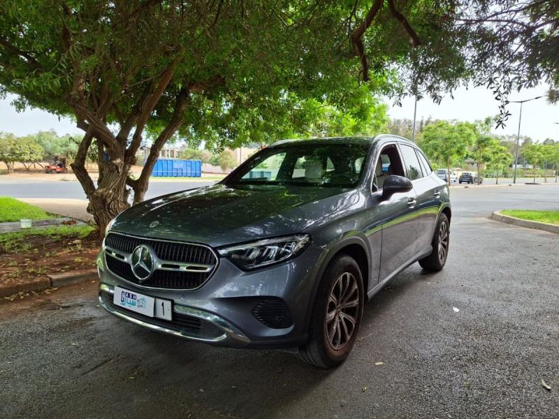 MERCEDES GLC