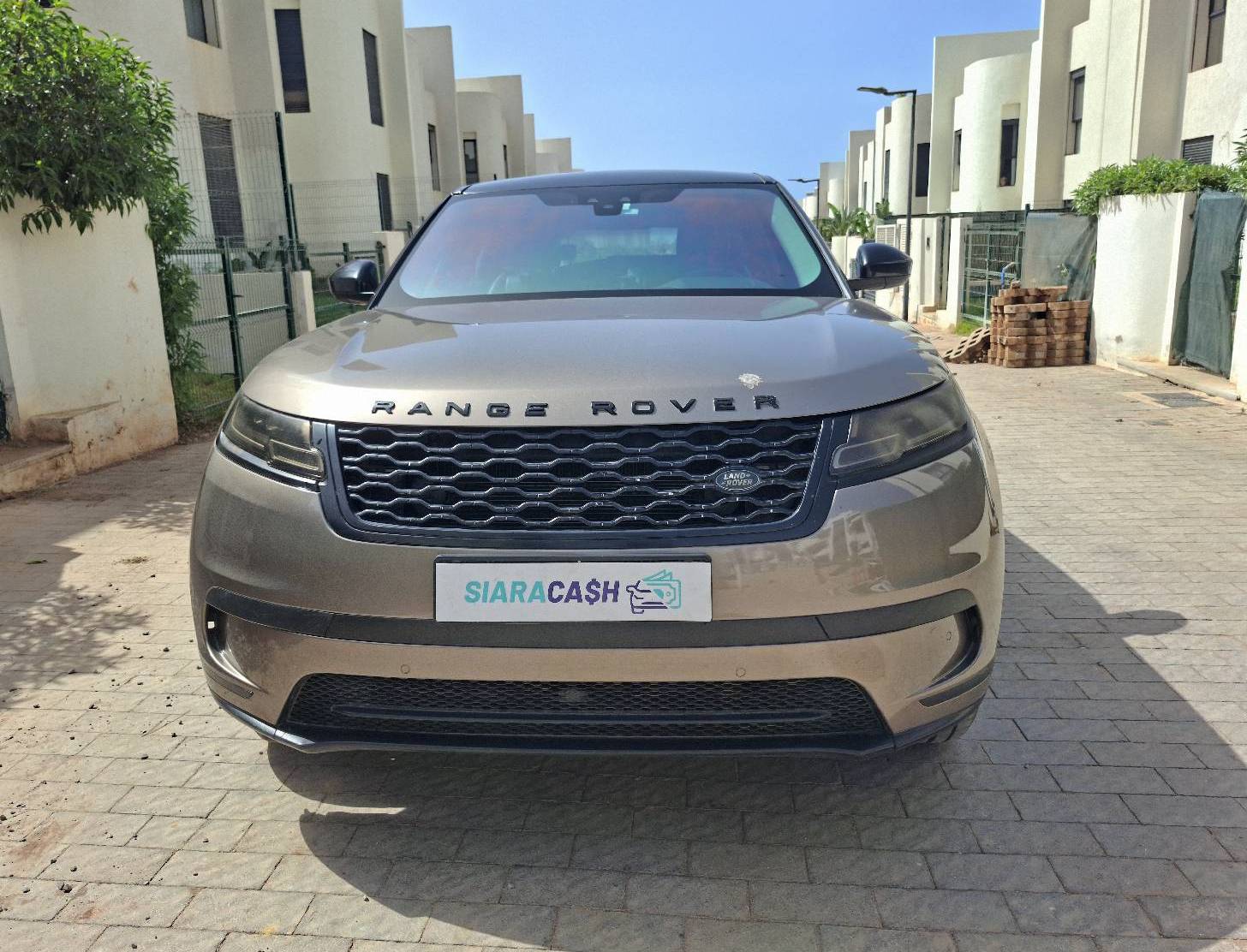 LAND-ROVER