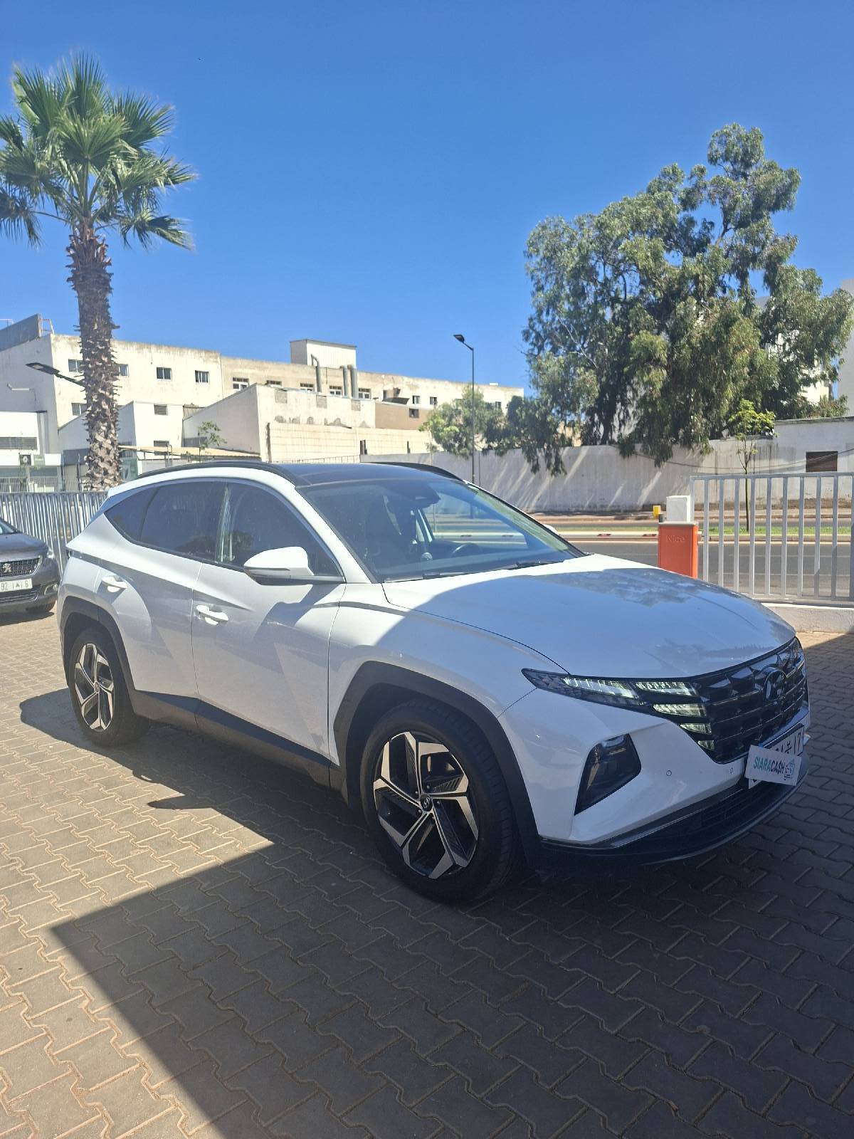 HYUNDAI