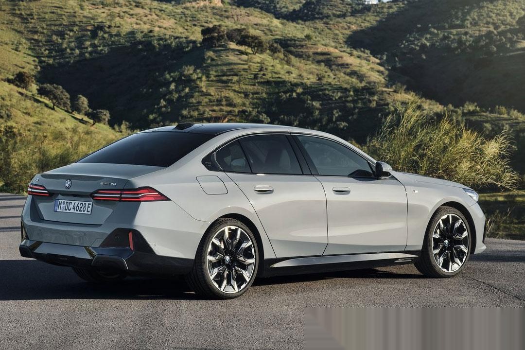 BMW i5