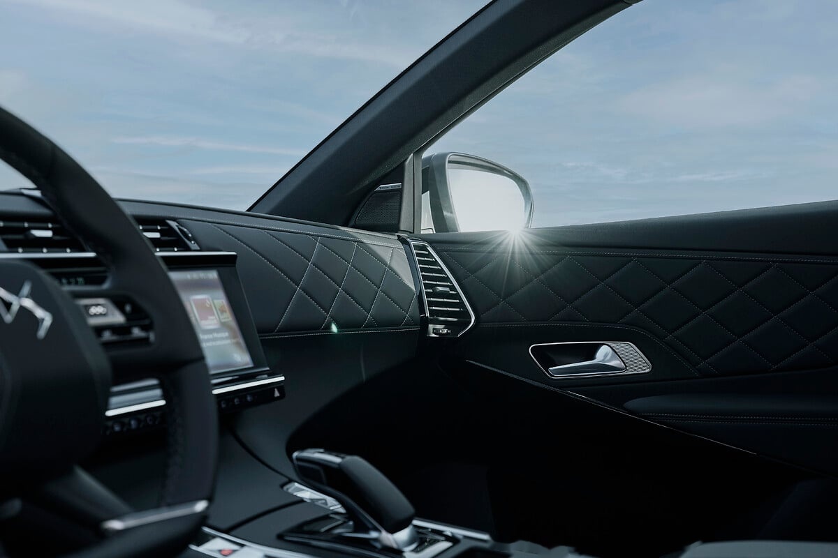 DS DS 7 E-Tense