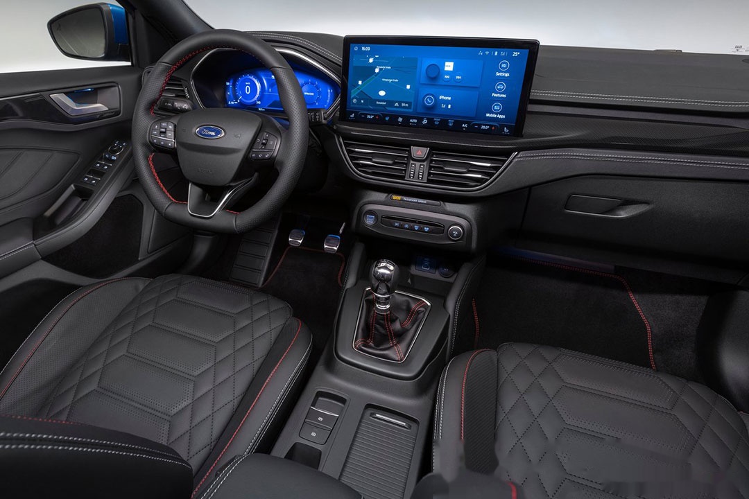 FORD Focus Sedan