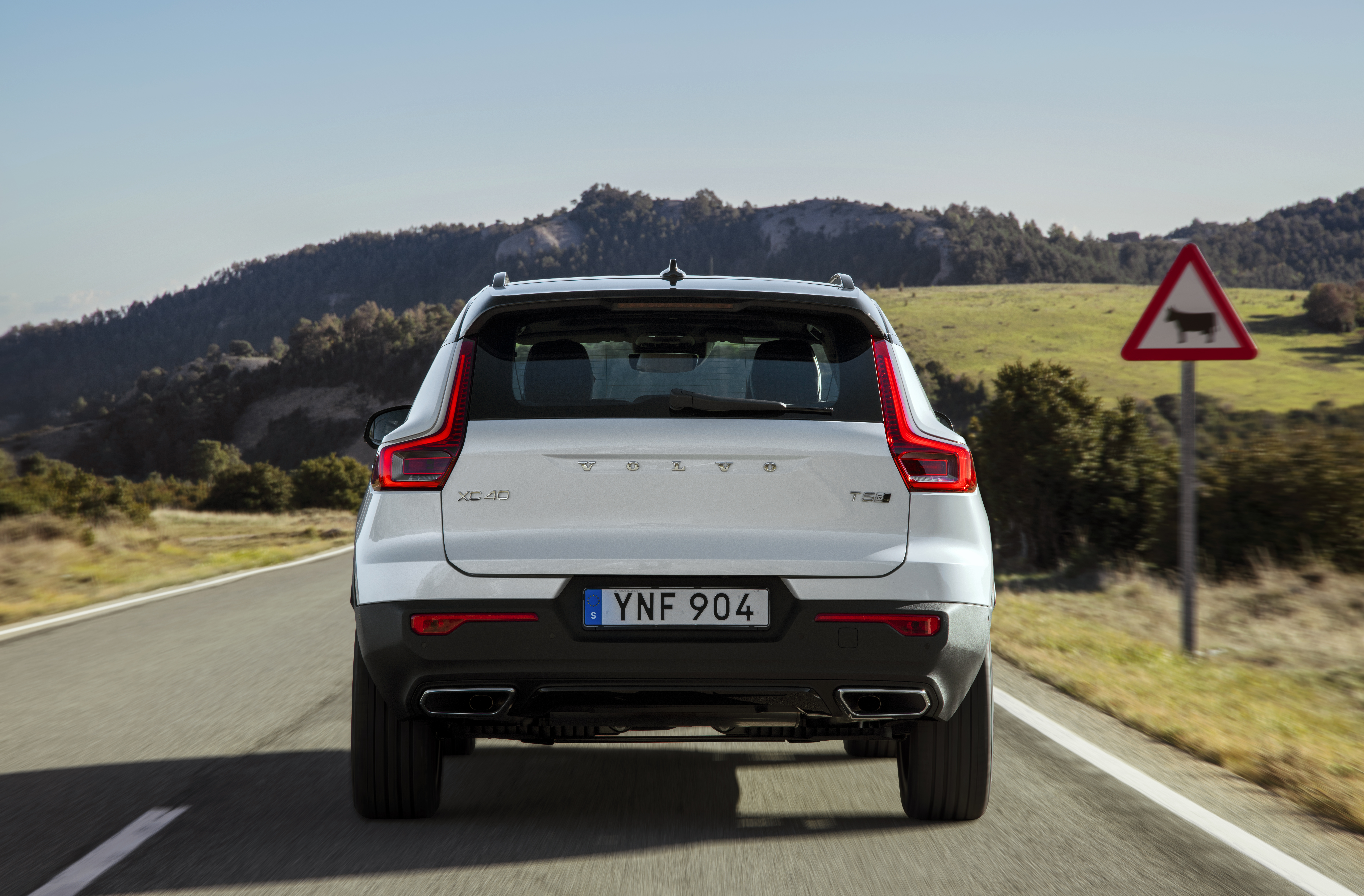VOLVO XC40 Recharge